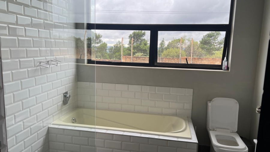 5 Bedroom Property for Sale in The Hills Game Reserve Estate Gauteng