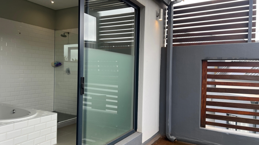 5 Bedroom Property for Sale in The Hills Game Reserve Estate Gauteng