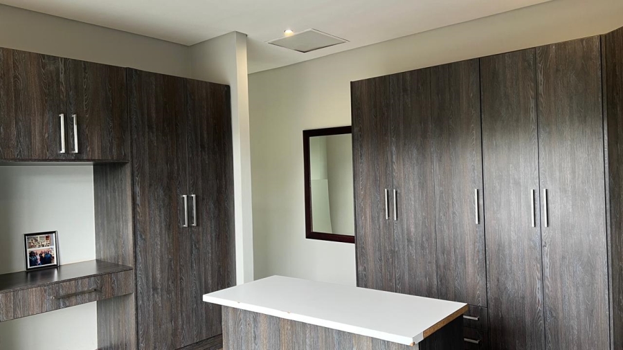 5 Bedroom Property for Sale in The Hills Game Reserve Estate Gauteng
