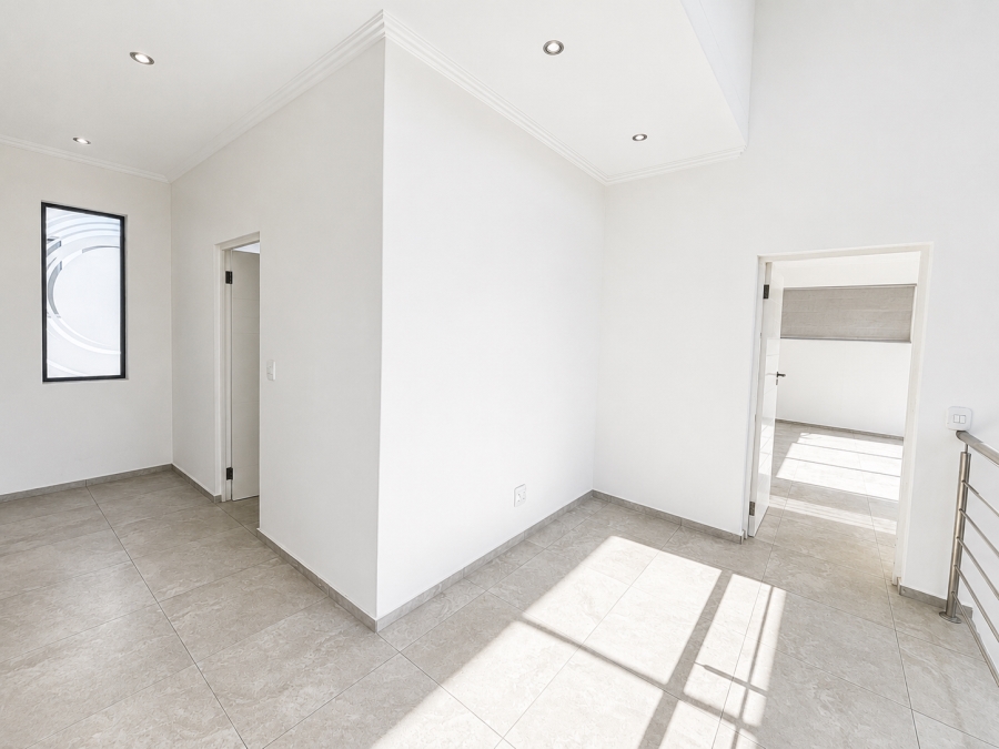 3 Bedroom Property for Sale in Edenburg Gauteng