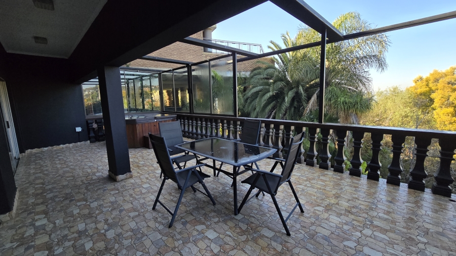 8 Bedroom Property for Sale in Bassonia Gauteng