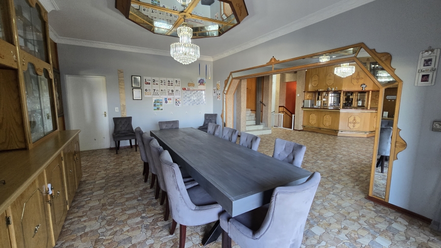 8 Bedroom Property for Sale in Bassonia Gauteng