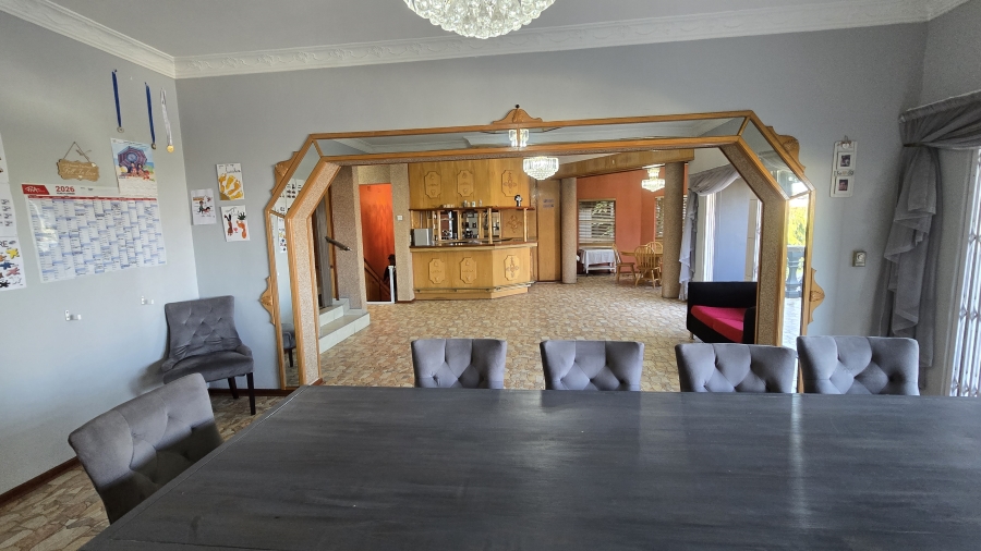 8 Bedroom Property for Sale in Bassonia Gauteng