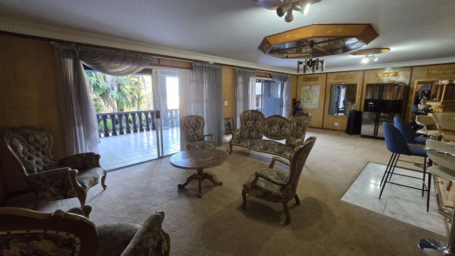 8 Bedroom Property for Sale in Bassonia Gauteng