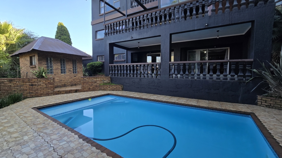 8 Bedroom Property for Sale in Bassonia Gauteng