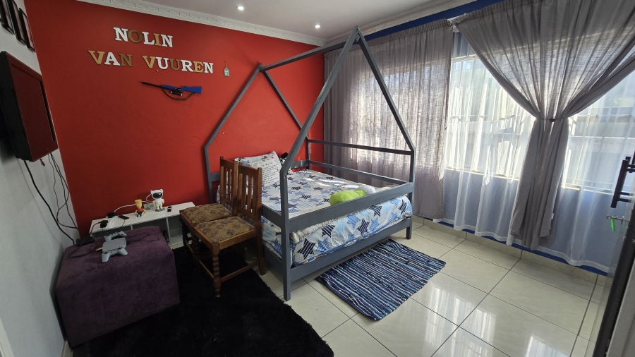 8 Bedroom Property for Sale in Bassonia Gauteng