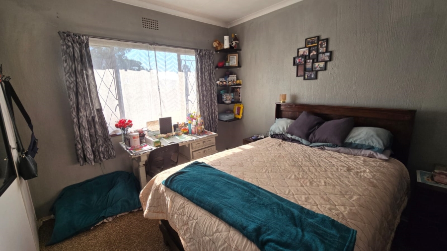 3 Bedroom Property for Sale in Brackendowns Gauteng