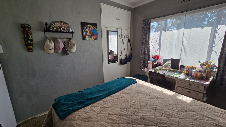 3 Bedroom Property for Sale in Brackendowns Gauteng