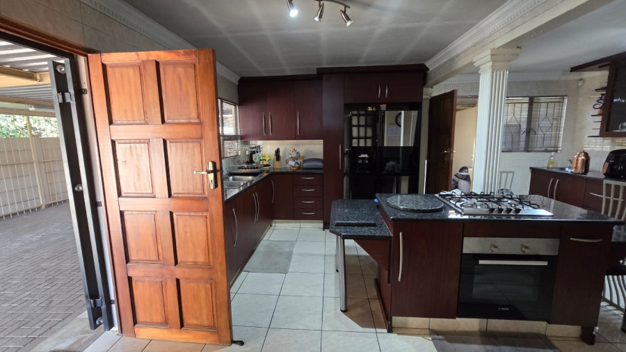 3 Bedroom Property for Sale in Mayberry Park Gauteng