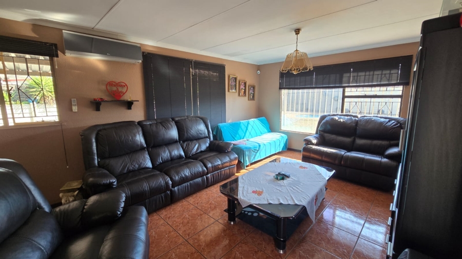3 Bedroom Property for Sale in Mayberry Park Gauteng