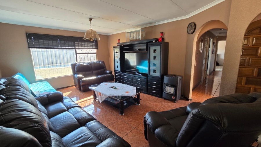 3 Bedroom Property for Sale in Mayberry Park Gauteng