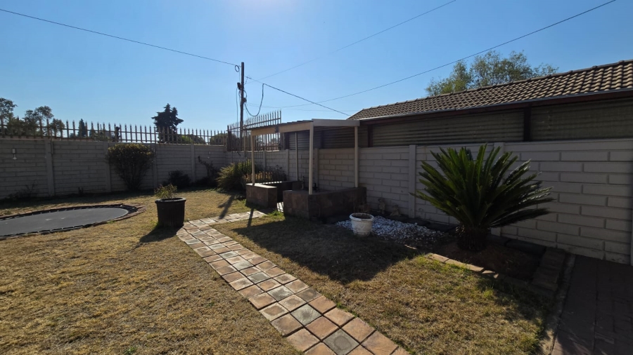 3 Bedroom Property for Sale in Mayberry Park Gauteng
