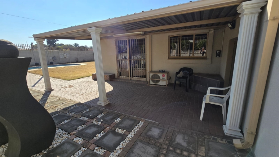 3 Bedroom Property for Sale in Mayberry Park Gauteng