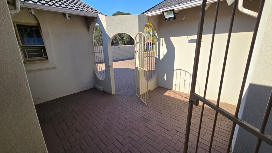3 Bedroom Property for Sale in Mayberry Park Gauteng