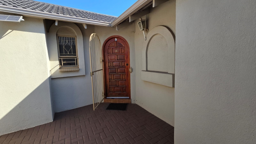 3 Bedroom Property for Sale in Mayberry Park Gauteng