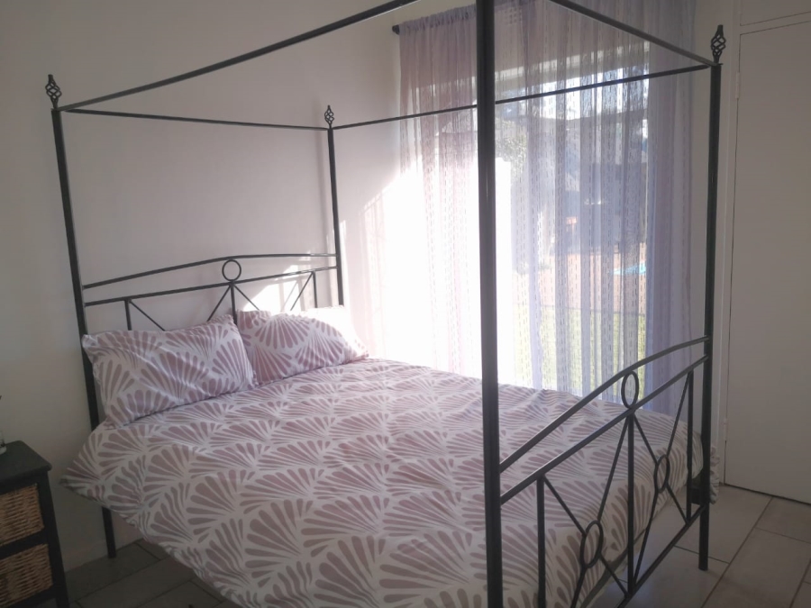 6 Bedroom Property for Sale in Brackenhurst Gauteng