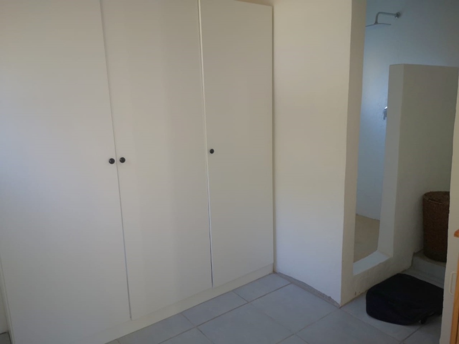 6 Bedroom Property for Sale in Brackenhurst Gauteng