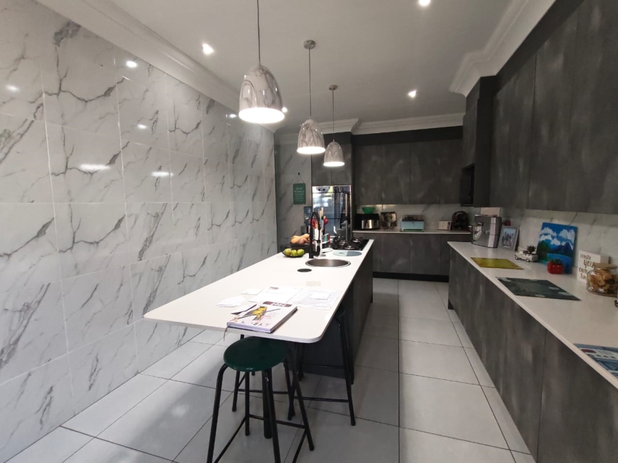 3 Bedroom Property for Sale in New Redruth Gauteng
