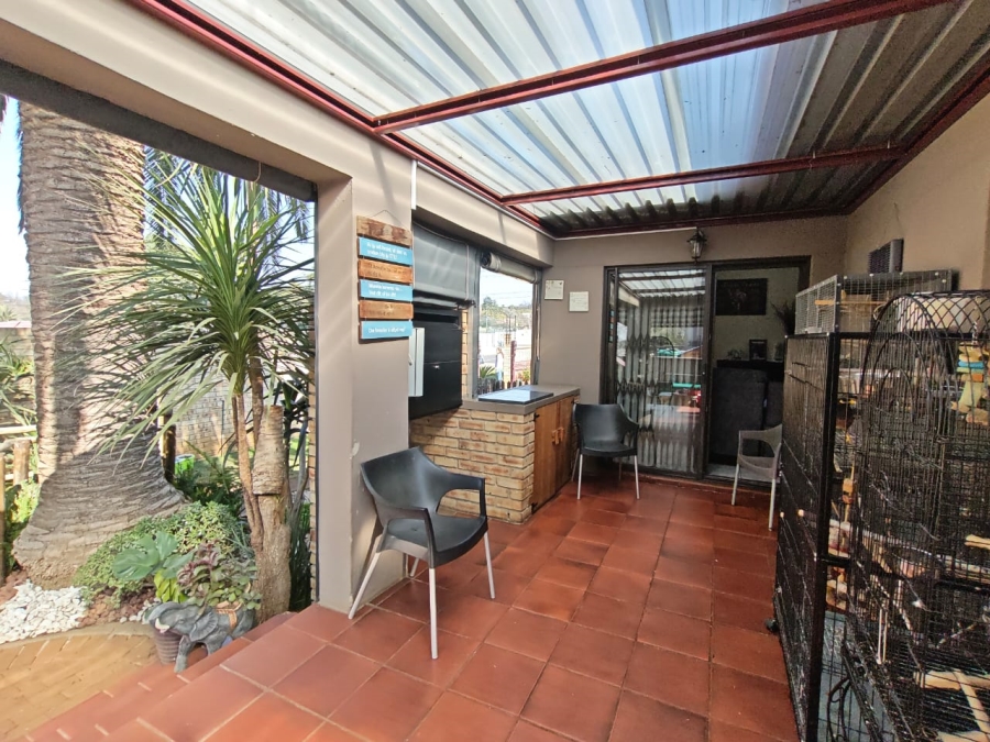 3 Bedroom Property for Sale in New Redruth Gauteng