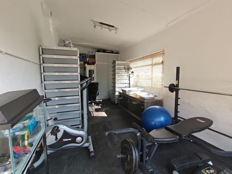 3 Bedroom Property for Sale in New Redruth Gauteng