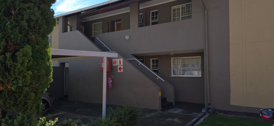 2 Bedroom Property for Sale in Verwoerdpark Gauteng