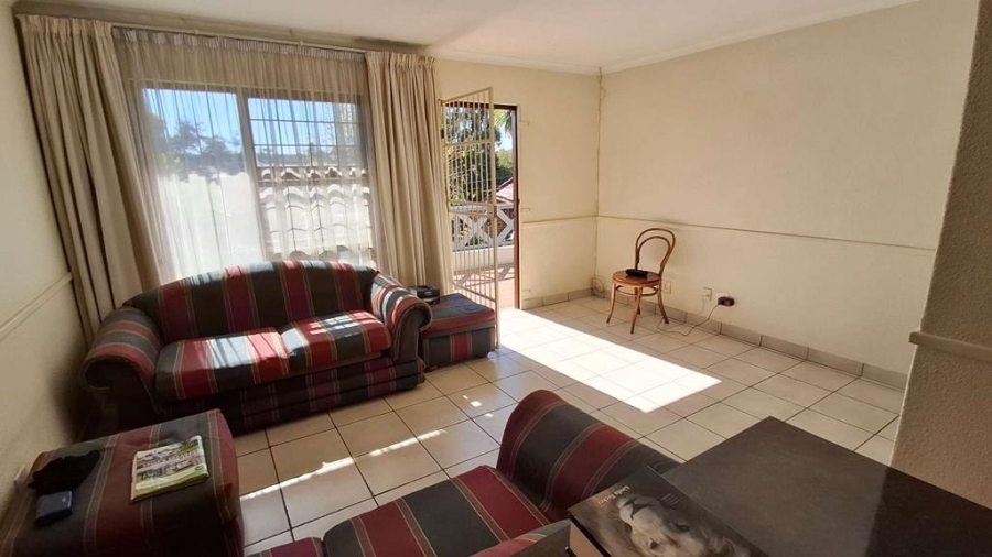 2 Bedroom Property for Sale in Verwoerdpark Gauteng