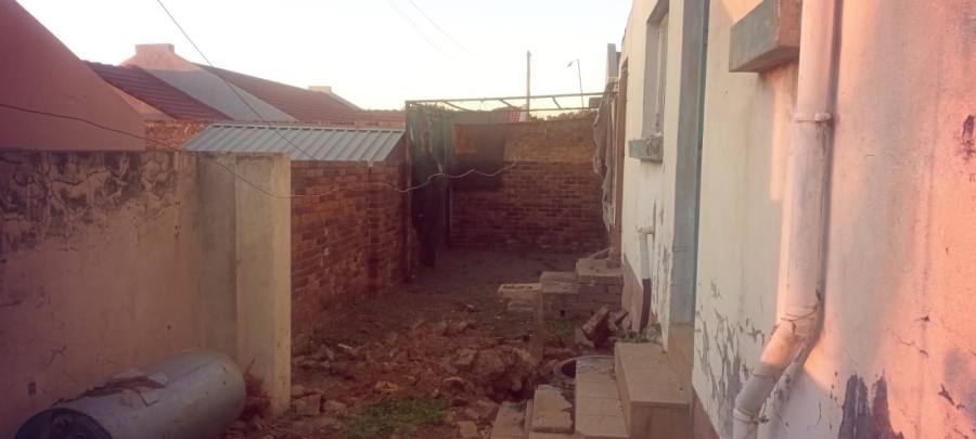 4 Bedroom Property for Sale in Elandspoort Gauteng