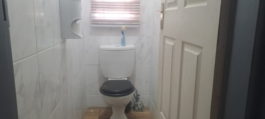 4 Bedroom Property for Sale in Hermanstad Gauteng