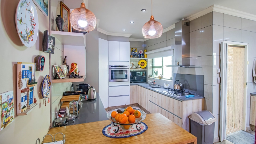 3 Bedroom Property for Sale in Gillview Gauteng