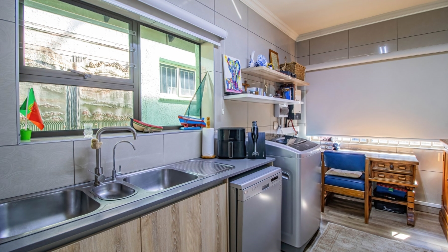 3 Bedroom Property for Sale in Gillview Gauteng