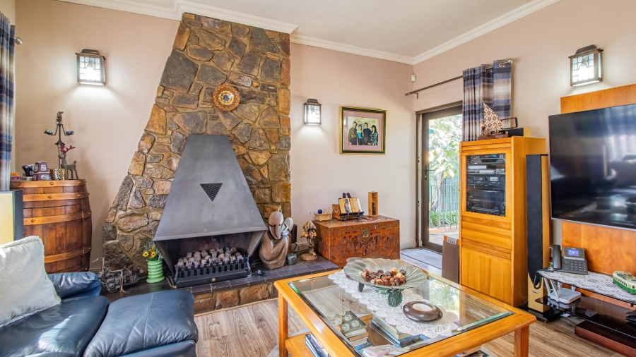 3 Bedroom Property for Sale in Gillview Gauteng