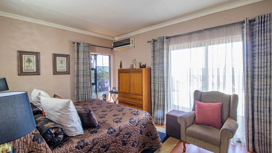 3 Bedroom Property for Sale in Gillview Gauteng