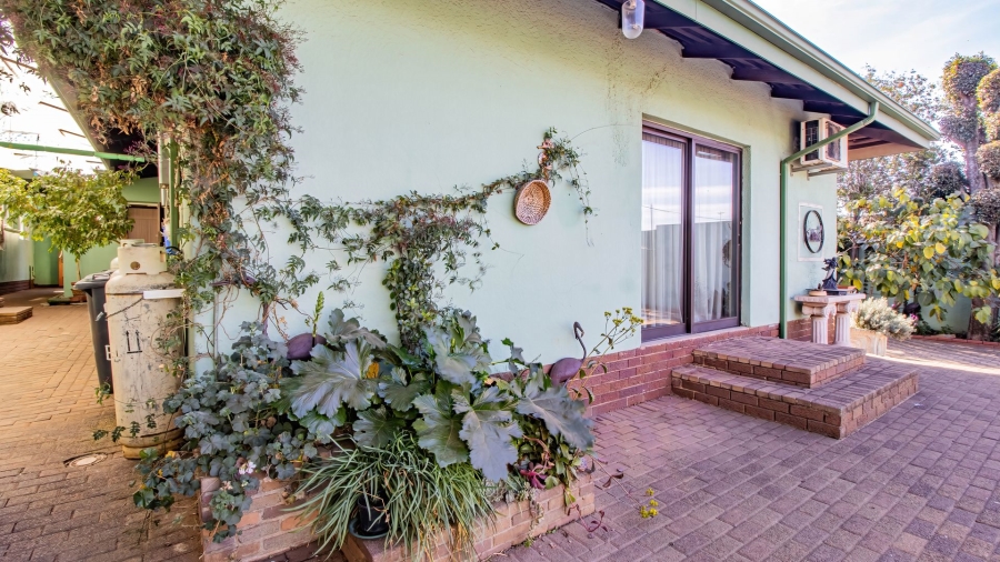 3 Bedroom Property for Sale in Gillview Gauteng