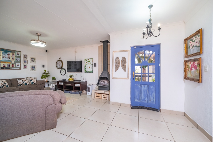 3 Bedroom Property for Sale in Rant En Dal Gauteng
