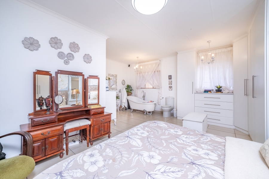3 Bedroom Property for Sale in Rant En Dal Gauteng