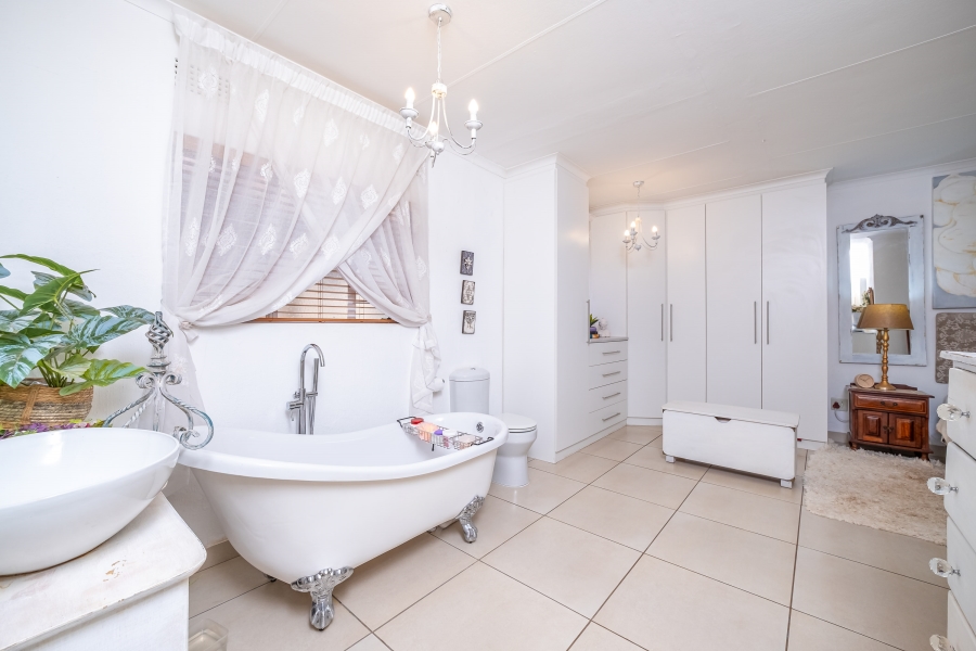 3 Bedroom Property for Sale in Rant En Dal Gauteng