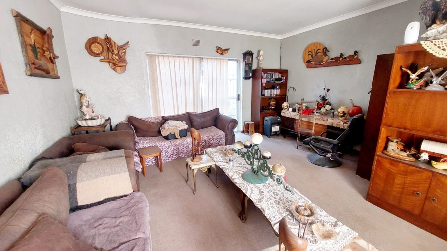 3 Bedroom Property for Sale in Helikonpark Gauteng