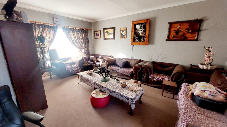3 Bedroom Property for Sale in Helikonpark Gauteng