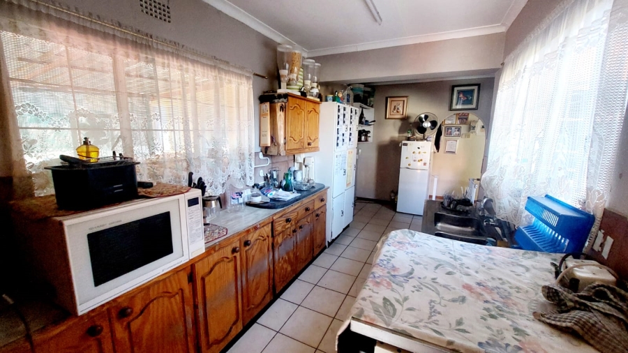 3 Bedroom Property for Sale in Helikonpark Gauteng