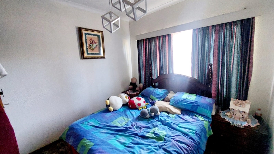 3 Bedroom Property for Sale in Helikonpark Gauteng