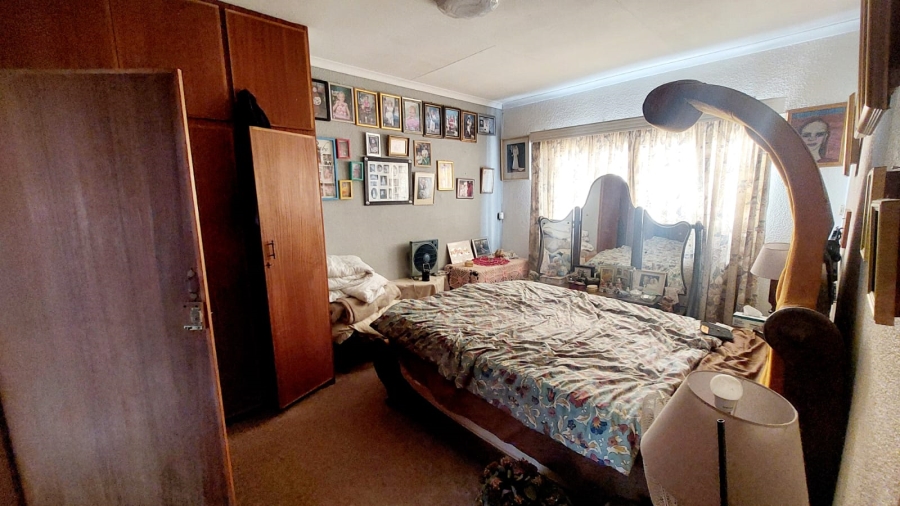 3 Bedroom Property for Sale in Helikonpark Gauteng