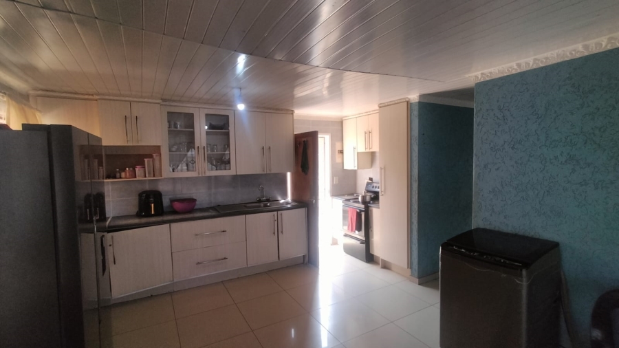3 Bedroom Property for Sale in Kagiso Gauteng