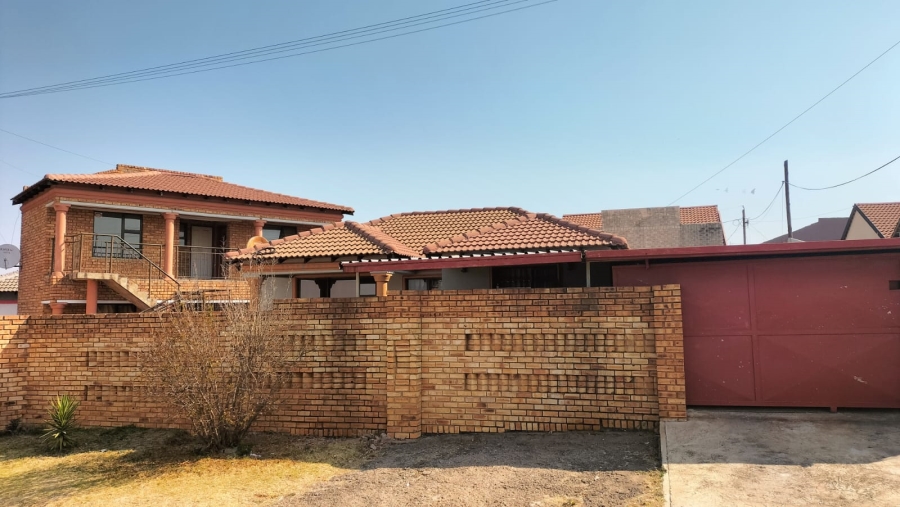 3 Bedroom Property for Sale in Kagiso Gauteng