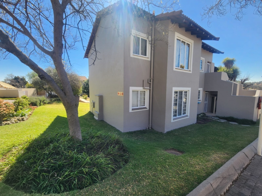 3 Bedroom Property for Sale in Lonehill Gauteng
