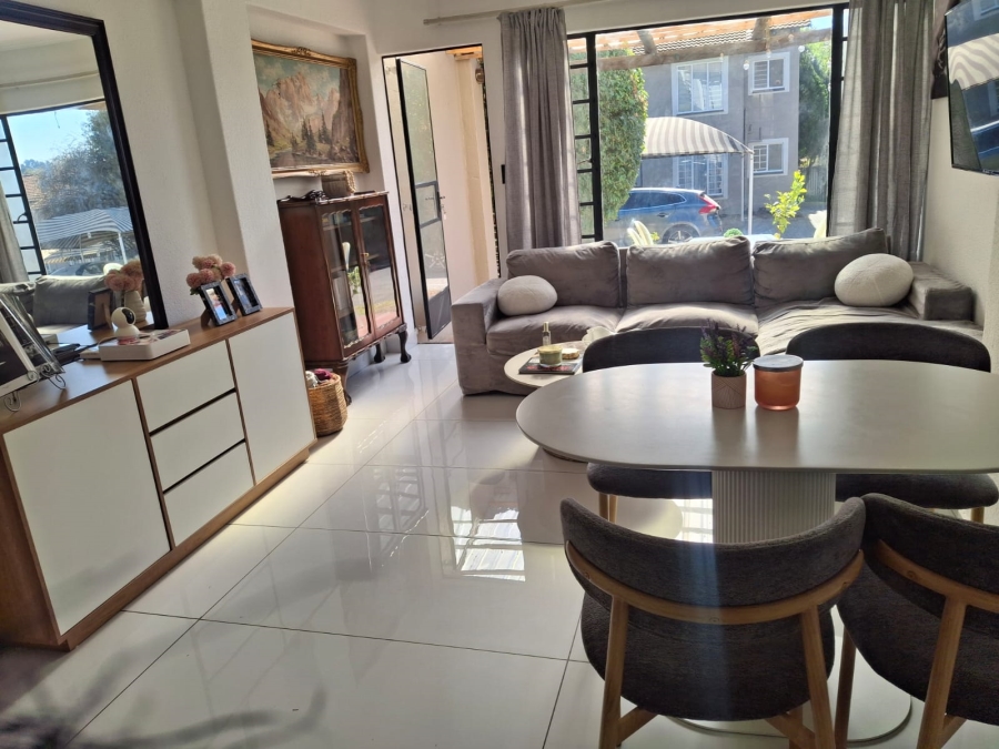 3 Bedroom Property for Sale in Lonehill Gauteng
