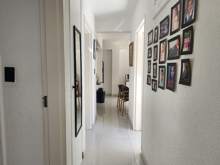 3 Bedroom Property for Sale in Lonehill Gauteng