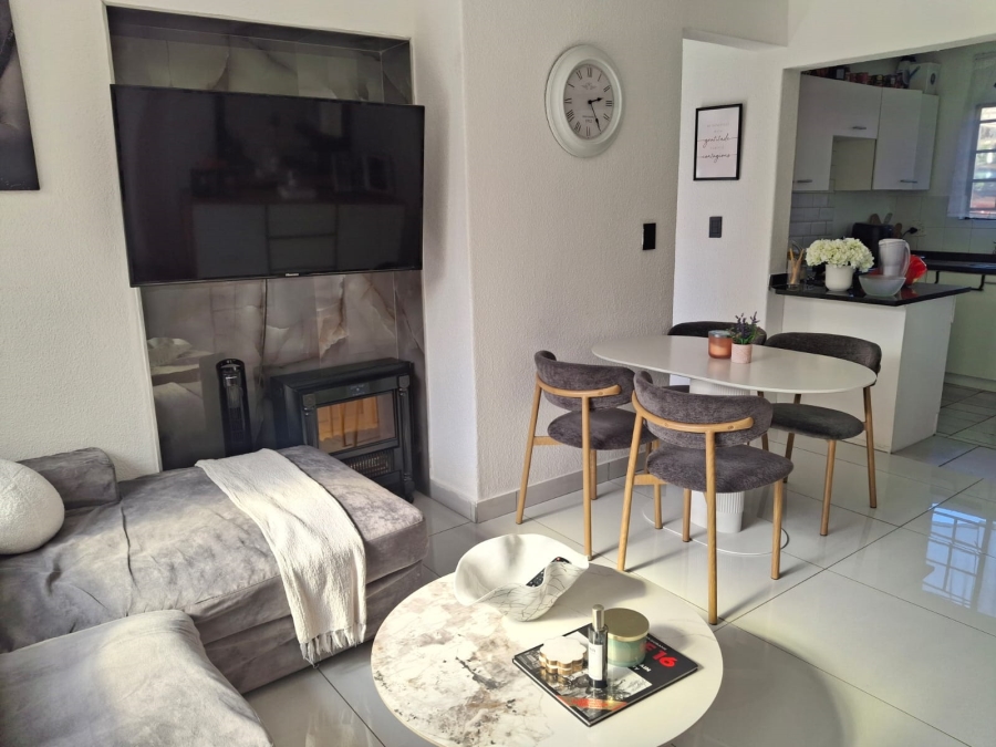 3 Bedroom Property for Sale in Lonehill Gauteng