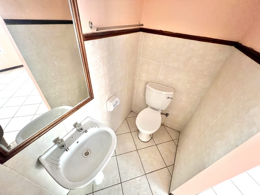 To Let 1 Bedroom Property for Rent in Sagewood Gauteng