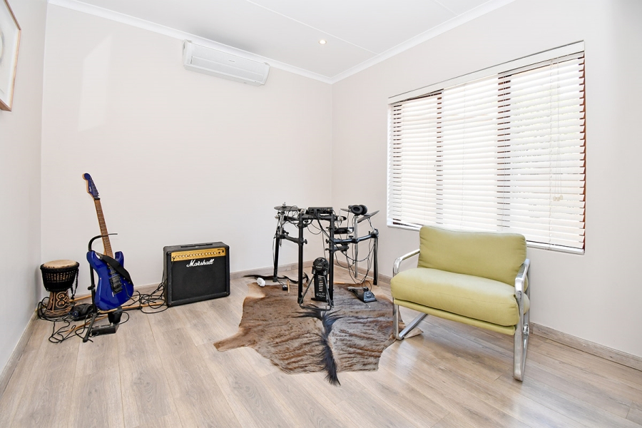 3 Bedroom Property for Sale in River Club Gauteng