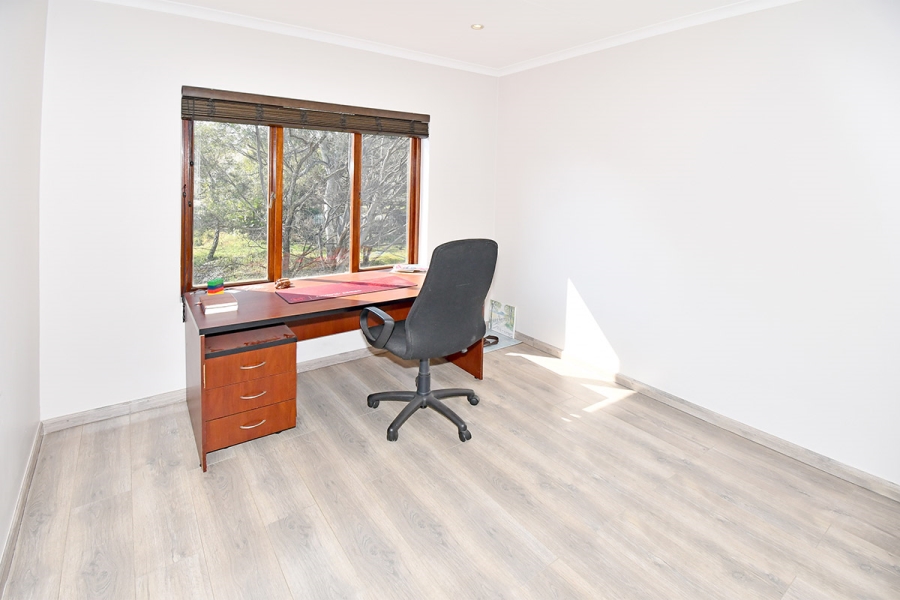 3 Bedroom Property for Sale in River Club Gauteng